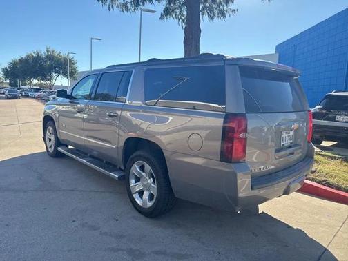 2017 Chevrolet Suburban LT