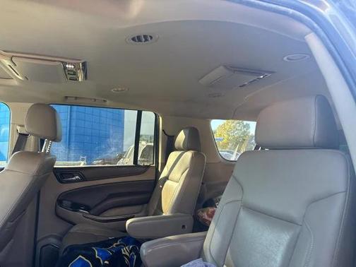 2017 Chevrolet Suburban LT