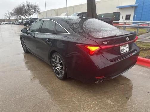 2019 Toyota Avalon XSE