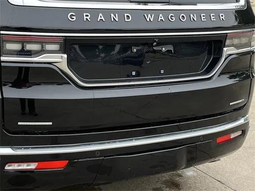 2022 Jeep Grand Wagoneer Series II 4x4