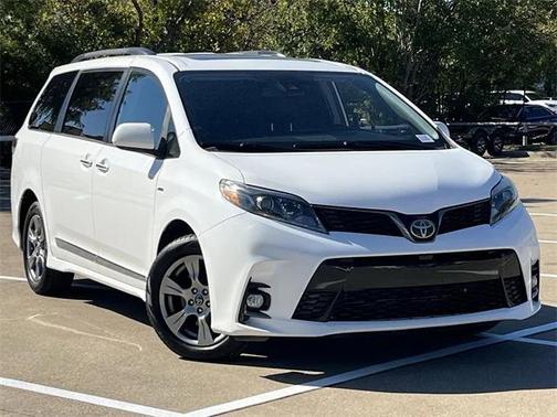 2019 Toyota Sienna SE Premium