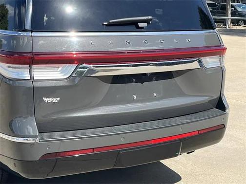 2023 Lincoln Navigator Black Label