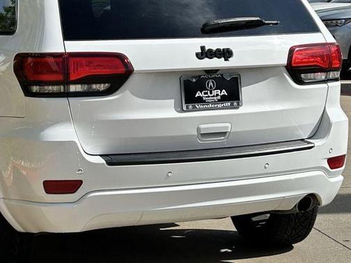Bright White Clearcoat 2020 Jeep Grand Cherokee Altitude