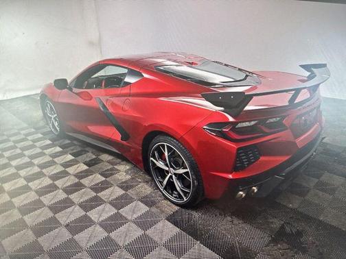 Red Mist Metallic Tintcoat 2022 Chevrolet Corvette Stingray w/2LT