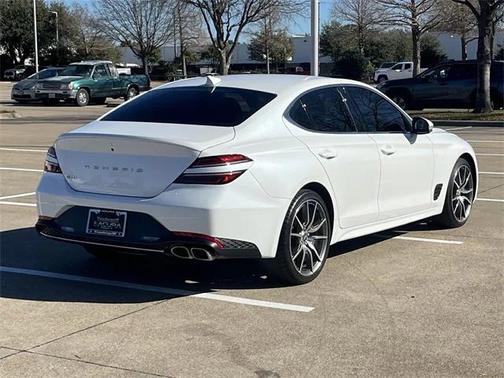 2023 Genesis G70 2.0T RWD