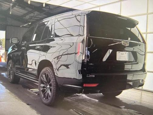 2022 Cadillac Escalade Sport