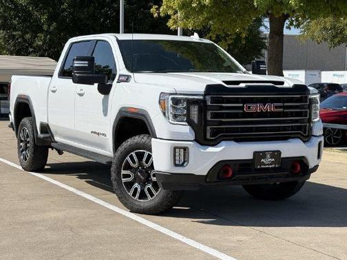 Summit White 2023 GMC Sierra 2500 AT4