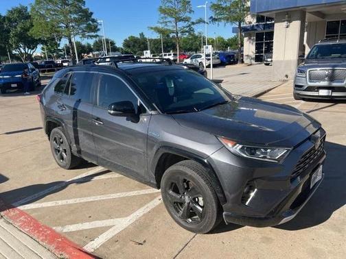2019 Toyota RAV4 Hybrid SE