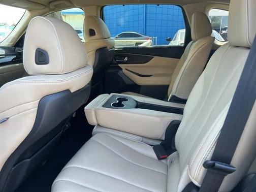 2023 Acura MDX Advance Package