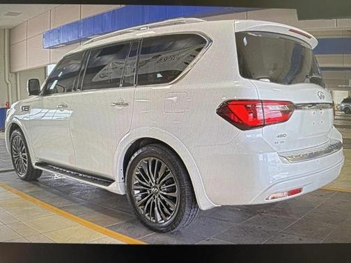 2022 INFINITI QX80 PREMIUM SELECT AWD