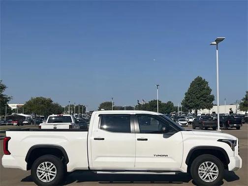 2024 Toyota Tundra SR5