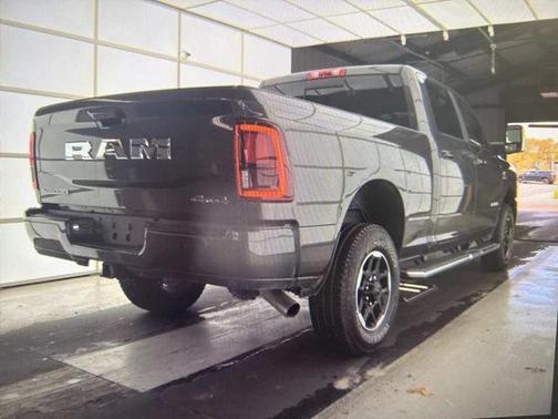 2025 RAM 2500 Laramie Crew Cab 4x4 6'4' Box
