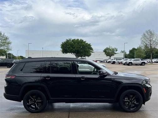 2022 Jeep Grand Cherokee L Altitude
