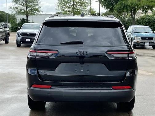 2022 Jeep Grand Cherokee L Altitude