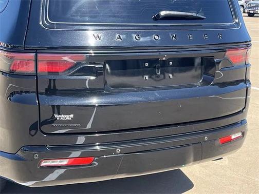 2022 Jeep Wagoneer Series III Carbide 4x4