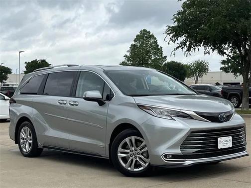 2021 Toyota Sienna Limited 7-Passenger