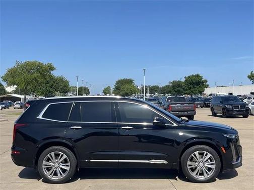 2024 Cadillac XT6 Premium Luxury FWD