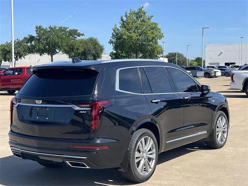 2024 Cadillac XT6 Premium Luxury FWD