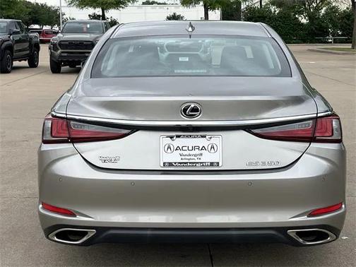 2021 Lexus ES 350 Base