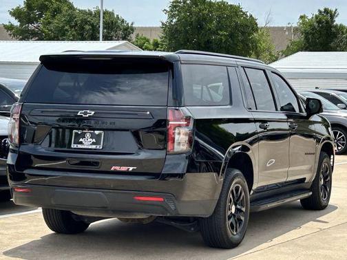 Black 2023 Chevrolet Suburban RST