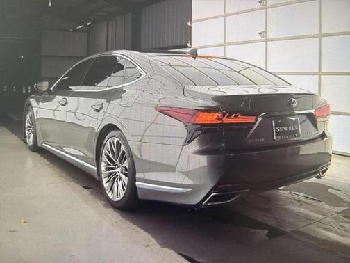 2022 Lexus LS 500 Base