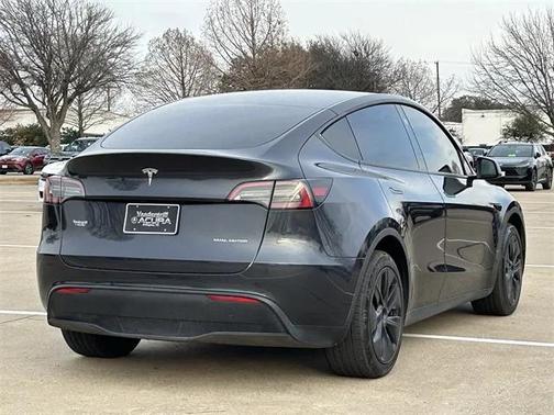 2024 Tesla Model Y Long Range Dual Motor All-Wheel Drive