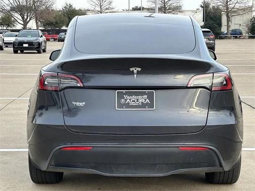 2024 Tesla Model Y Long Range Dual Motor All-Wheel Drive