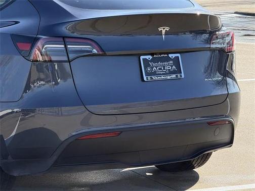 2023 Tesla Model Y Long Range Dual Motor All-Wheel Drive