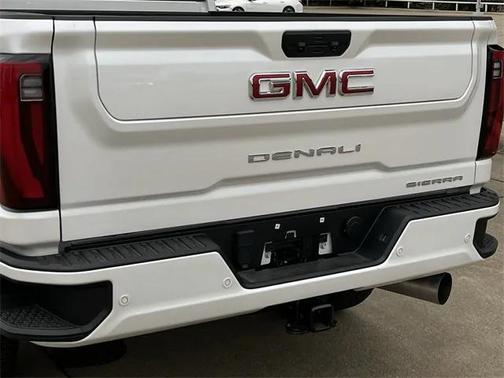2024 GMC Sierra 2500 Denali