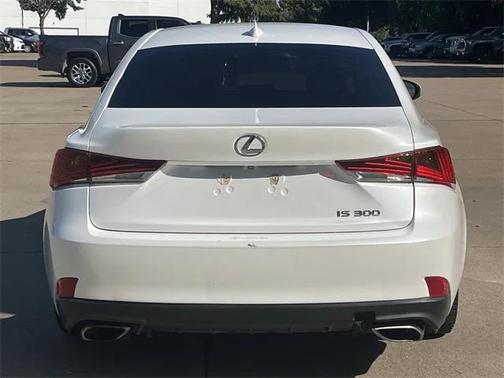 2018 Lexus IS 300 Base