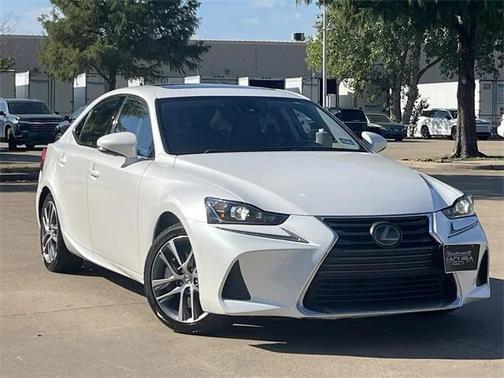 2018 Lexus IS 300 Base