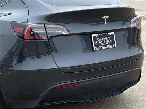 2024 Tesla Model Y Long Range Dual Motor All-Wheel Drive