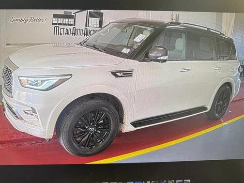 2021 INFINITI QX80 Luxe