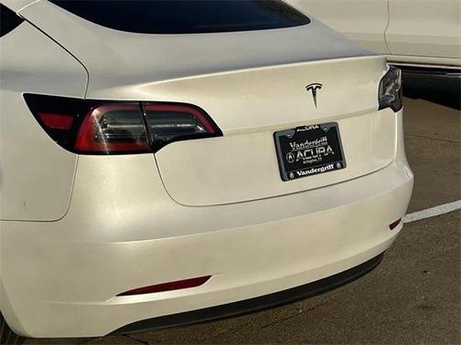 2023 Tesla Model 3 Standard Range