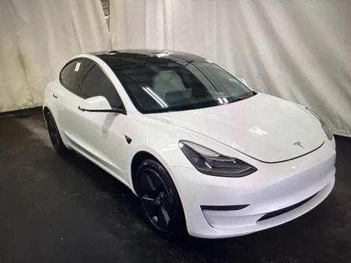 2023 Tesla Model 3 Standard Range
