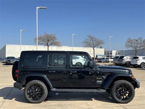 2022 Jeep Wrangler Unlimited 4xe Sahara