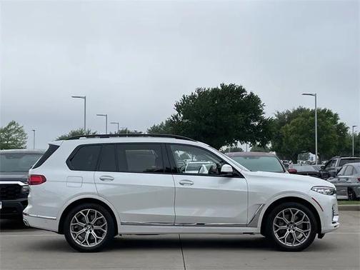 2022 BMW X7 xDrive40i
