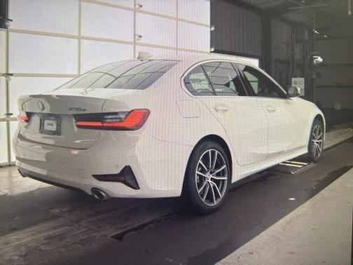 2021 BMW 330e Base
