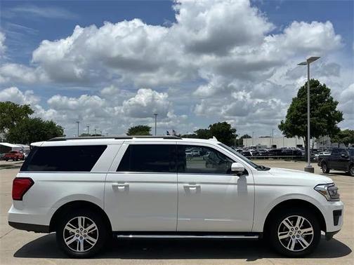 2022 Ford Expedition Max XLT