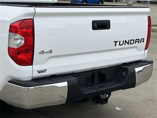 2017 Toyota Tundra SR5