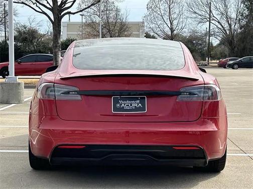 2022 Tesla Model S Plaid