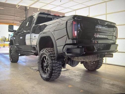 2021 GMC Sierra 2500 Denali