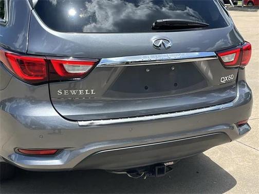 2016 INFINITI QX60 Base