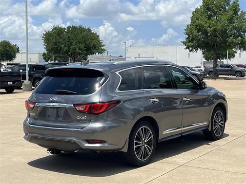 2016 INFINITI QX60 Base