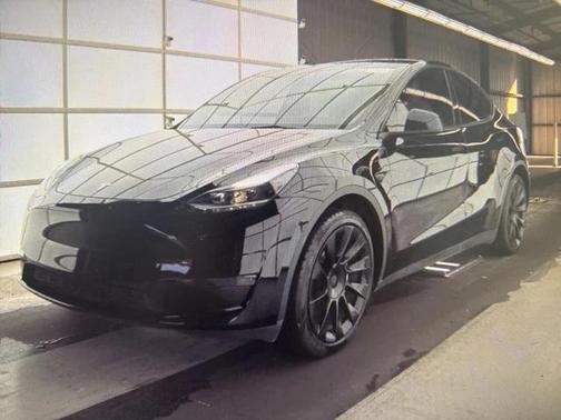 2023 Tesla Model Y Long Range Dual Motor All-Wheel Drive