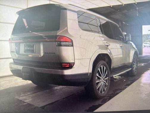 Atomic Silver 2024 Lexus GX 550 Luxury