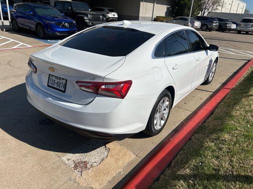 2020 Chevrolet Malibu FWD LT