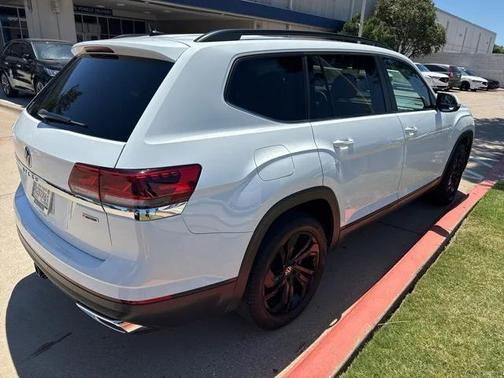 2021 Volkswagen Atlas 3.6L SE w/Technology