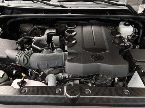 Midnight Black Metallic 2024 Toyota 4Runner SR5 Premium