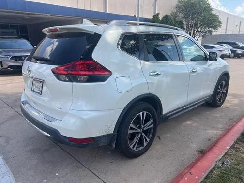 2017 Nissan Rogue SL